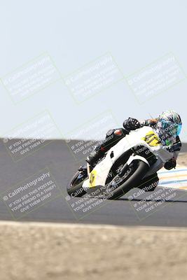 media/Sep-06-2025-CRA (Sat) [[cd32356307]]/Races/Race 3/